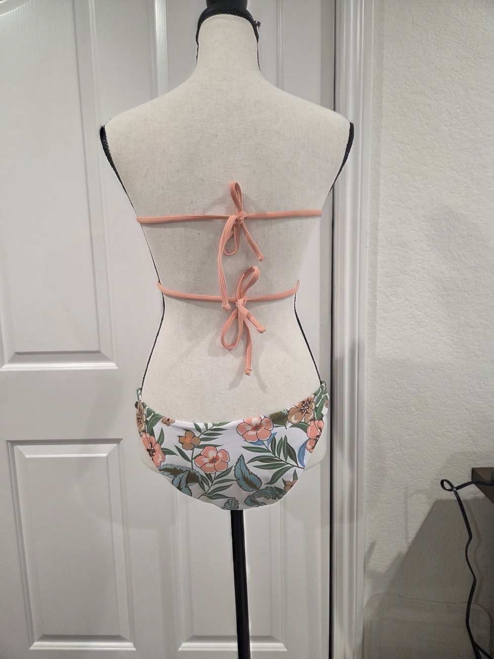 ROMWE Coral Ruffled Strapless Bandeau Bikini with Floral Hipster Bottoms - Picture 2 of 4